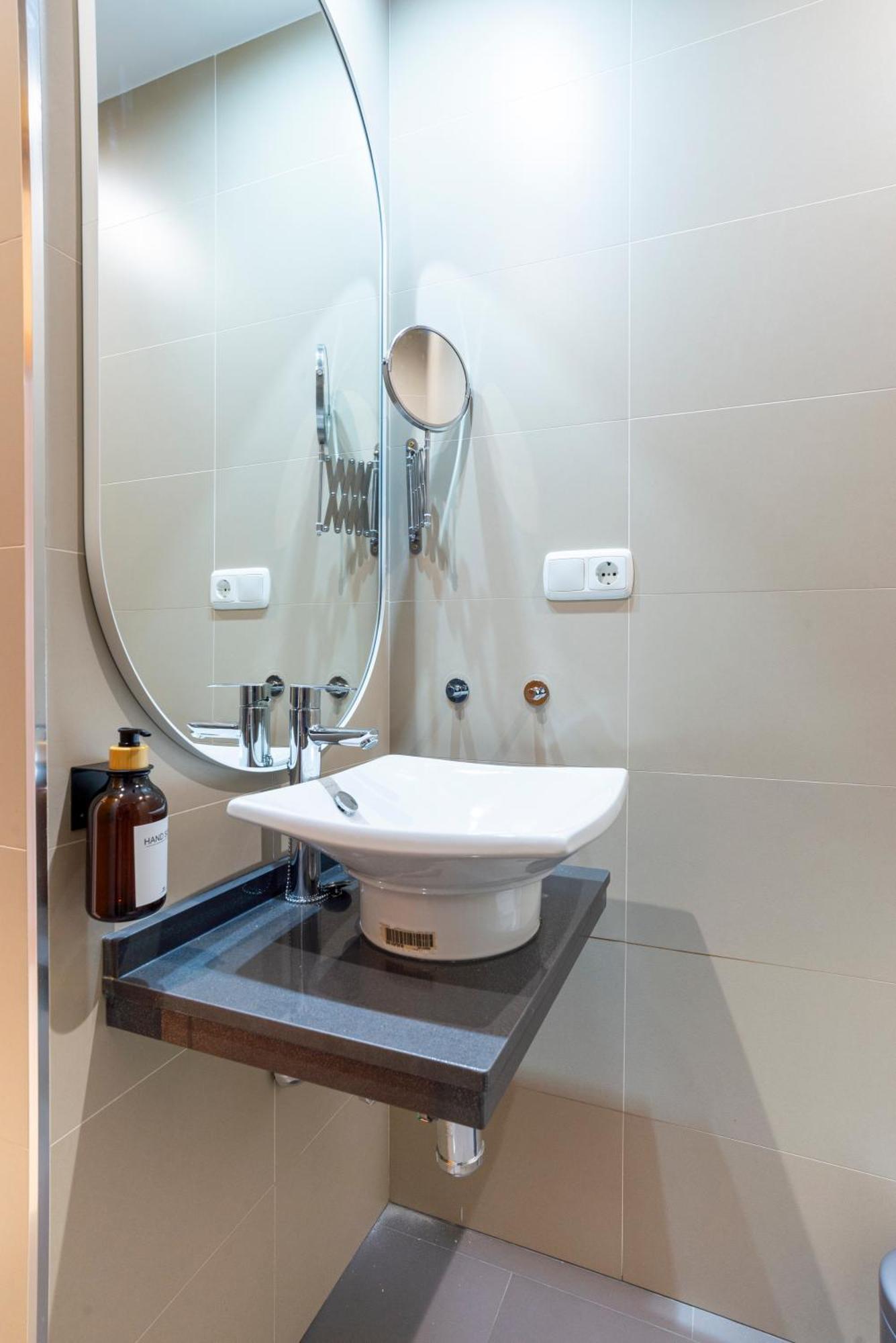 Apartment & Pool In Malaga City Center Dış mekan fotoğraf